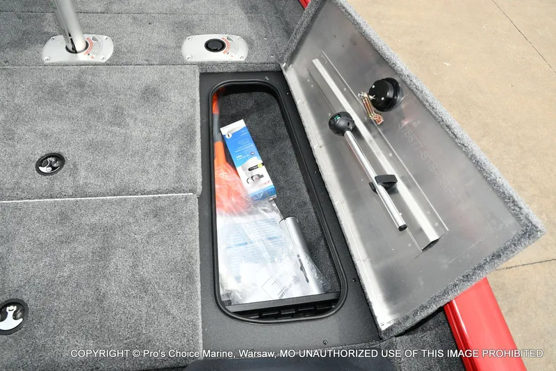 Slide: The Image of Tracker Pro Team 175 Crappie Edition w/75HP 2026 - 53