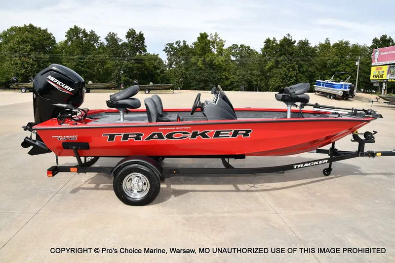 Slide: The Image of Tracker Pro Team 175 Crappie Edition w/75HP 2026 - 69