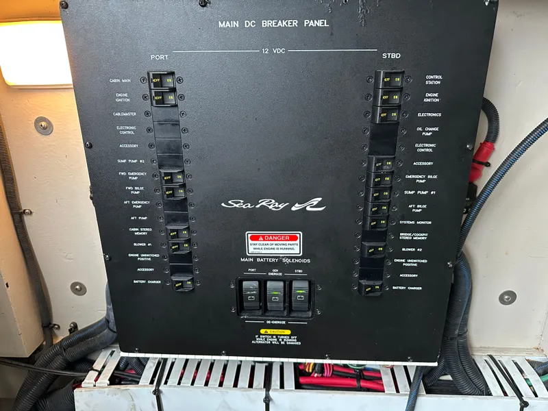 Slide: The Image of Sea Ray 420 Sundancer 2005 - 69