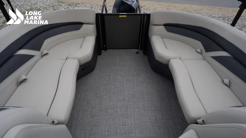 Slide: The Image of Barletta Cabrio 22QC 2022 - 16