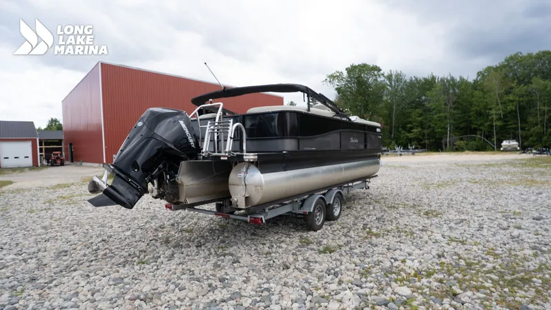 Slide: The Image of Barletta Cabrio 22QC 2022 - 4