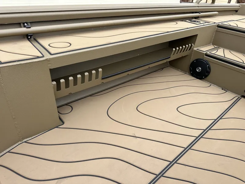 Slide: The Image of Excel Shallow Water F4 1754 LEGACY 2026 - 4