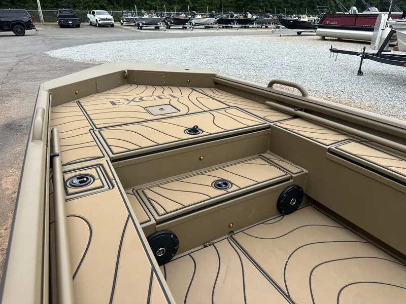 Slide: The Image of Excel Shallow Water F4 1754 LEGACY 2026 - 8