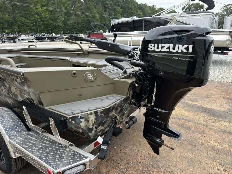 Slide: The Image of Excel Viper F4 1751 LEGACY 2026 - 7