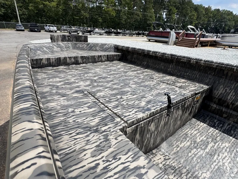 Slide: The Image of Reaper Boats 756 2026 - 7