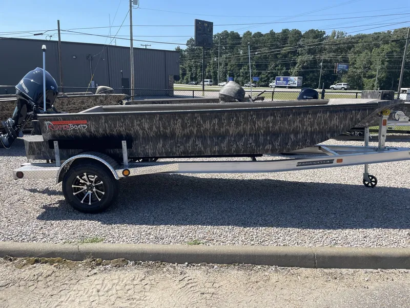 Slide: The Image of Reaper Boats 756 756 STEP TRANSOM 2025 - 1