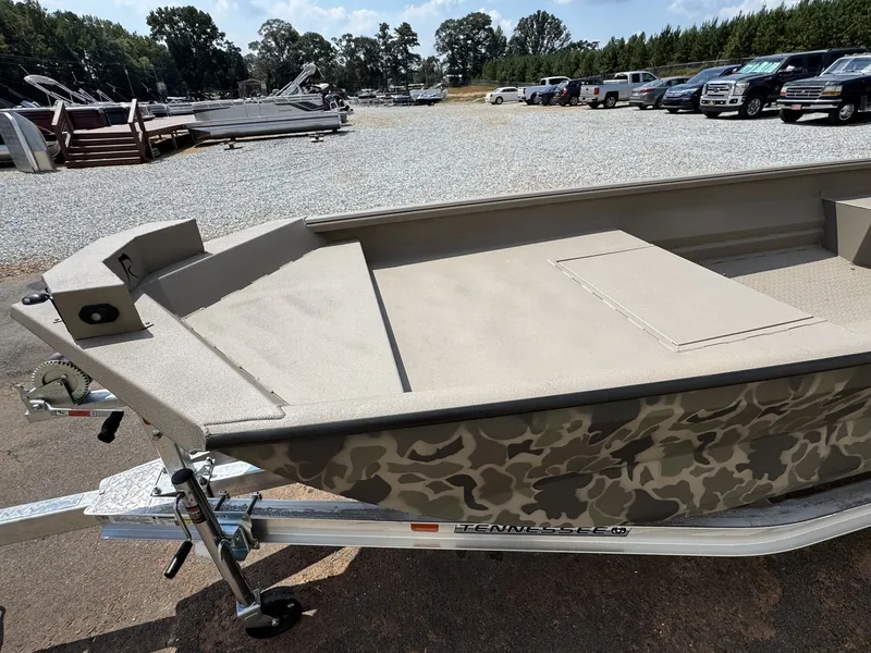 Slide: The Image of Reaper Boats 756 STEP TRANSOM 2026 - 7