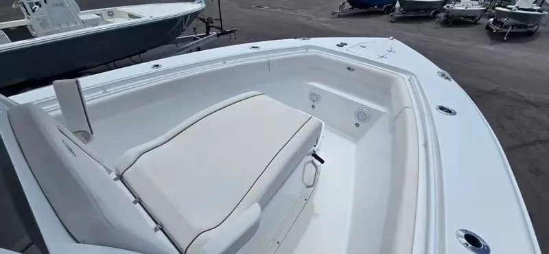 Slide: The Image of Sea Hunt 27 GAMEFISH CB 2020 - 7