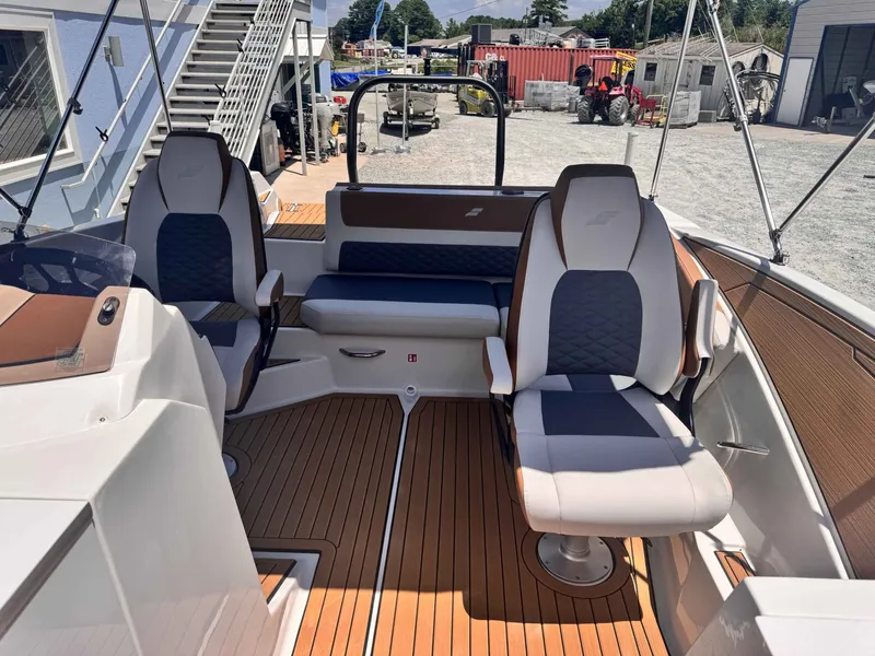 Slide: The Image of Starcraft SVX 231 OB 2025 - 8