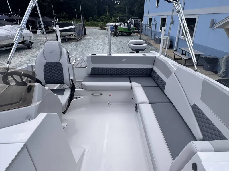 Slide: The Image of Starcraft 231 SVX OB 2026 - 10