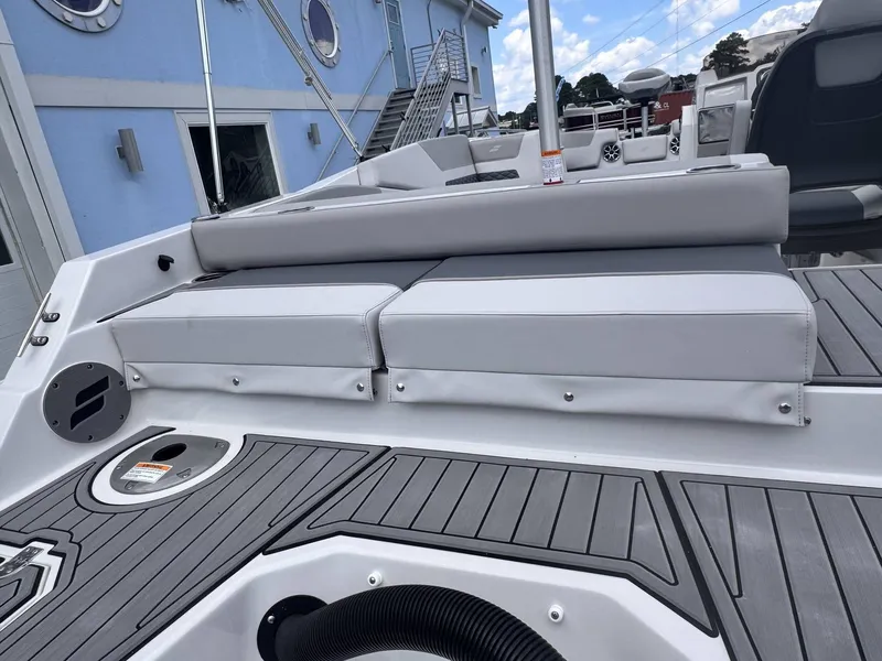 Slide: The Image of Starcraft 231 SVX OB 2026 - 18