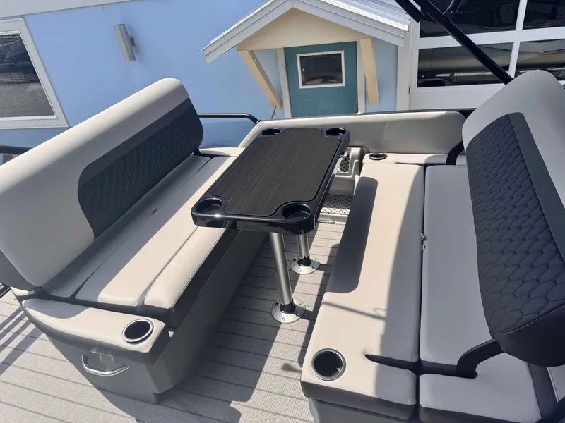 Slide: The Image of Sylvan L3 DLZ 2025 - 12