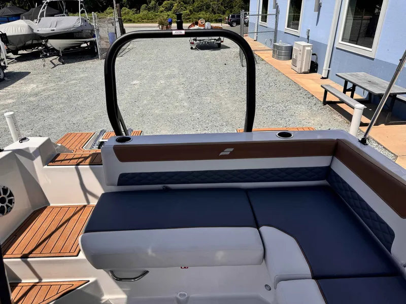 Slide: The Image of Starcraft SVX 191 OB 2026 - 10