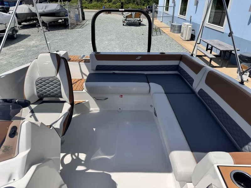 Slide: The Image of Starcraft SVX 191 OB 2026 - 7