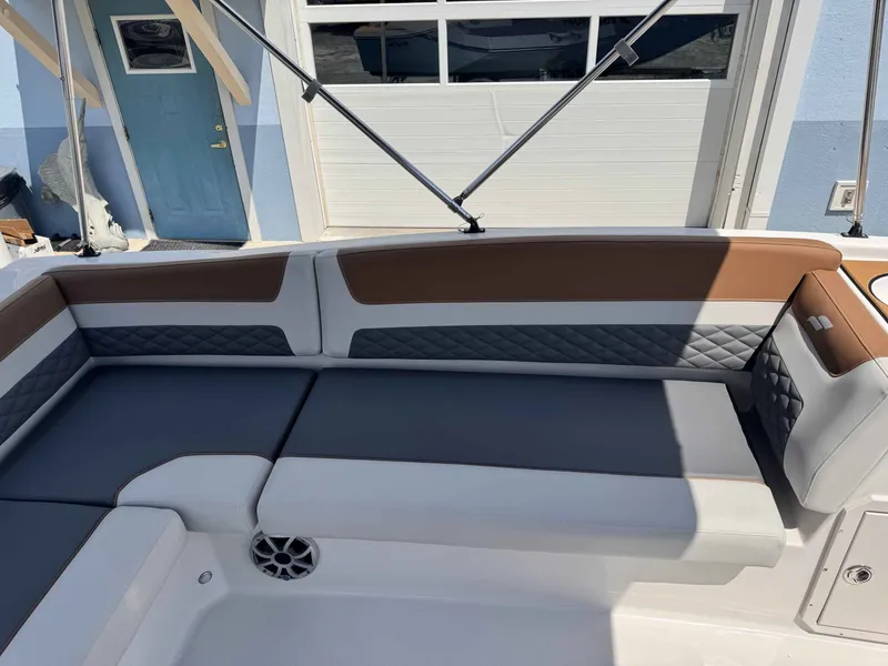 Slide: The Image of Starcraft SVX 191 OB 2026 - 9