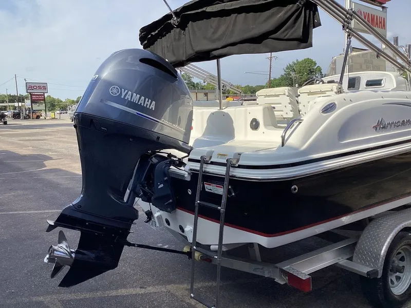 Slide: The Image of Hurricane SS 211 OB 2014 - 12