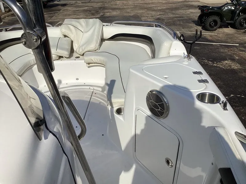 Slide: The Image of Hurricane SS 211 OB 2014 - 36