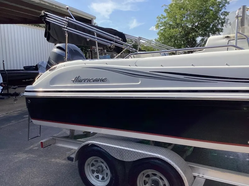 Slide: The Image of Hurricane SS 211 OB 2014 - 4