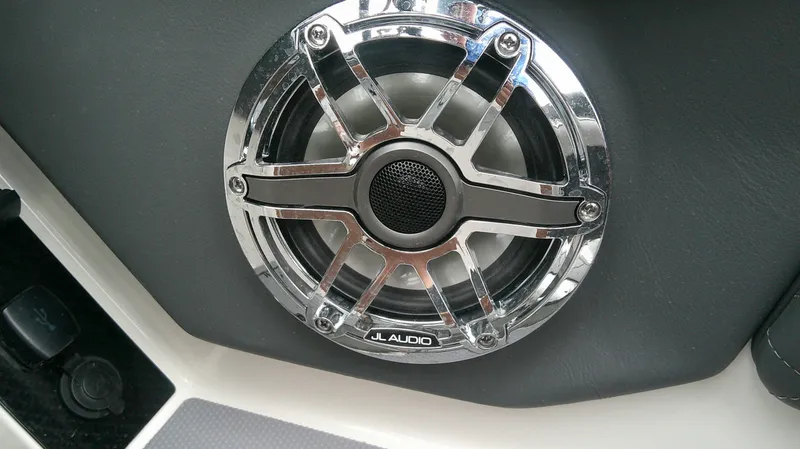 Slide: The Image of Chaparral 267 SSX 2024 - 15