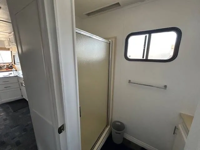 Slide: The Image of Tracker Myacht 2000 - 12