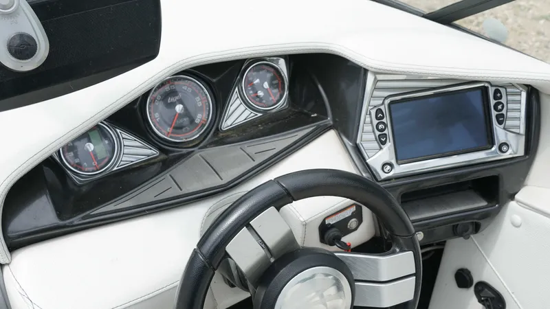 Slide: The Image of Tigé Z1 2017 - 14