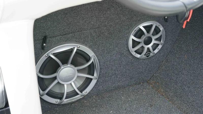 Slide: The Image of Tigé Z1 2017 - 18