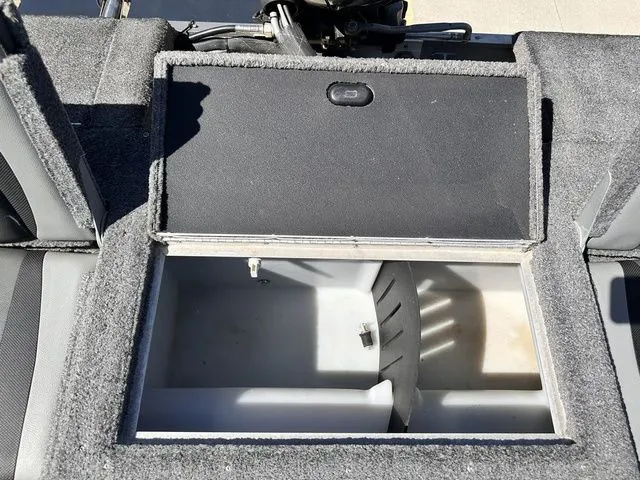 Slide: The Image of Lund 1850 Impact XS Sport 2017 - 9