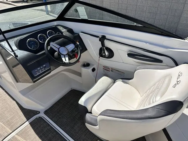 Slide: The Image of Sea Ray 21 SPX 2016 - 15