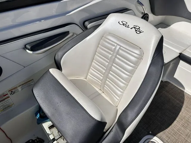 Slide: The Image of Sea Ray 21 SPX 2016 - 19