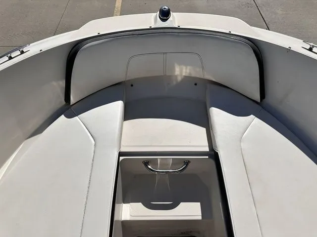 Slide: The Image of Sea Ray 21 SPX 2016 - 27