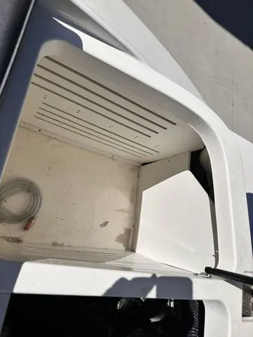 Slide: The Image of Sea Ray 21 SPX 2016 - 29