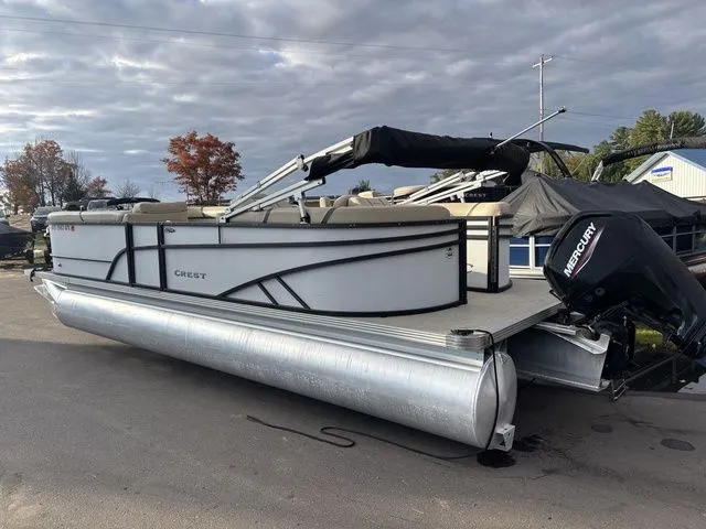 Slide: The Image of Crest CLASSIC LX 240 SLC 2023 - 7