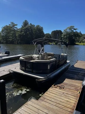 The Image of Crest Classic LX 200 SLC 2024 - 1