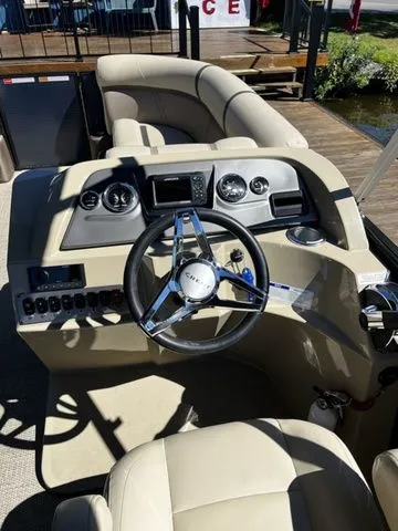 Slide: The Image of Crest Classic LX 200 SLC 2024 - 10