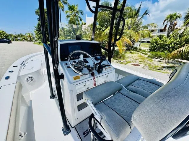 Slide: The Image of Sportsman Masters 227 Bay Boat 2021 - 12