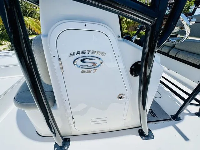 Slide: The Image of Sportsman Masters 227 Bay Boat 2021 - 13