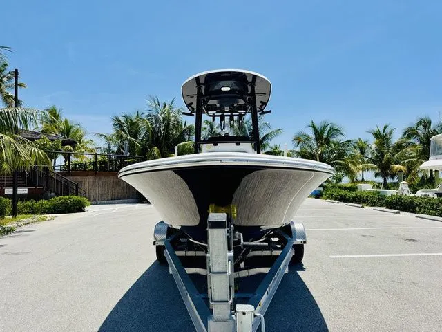 Slide: The Image of Sportsman Masters 227 Bay Boat 2021 - 20