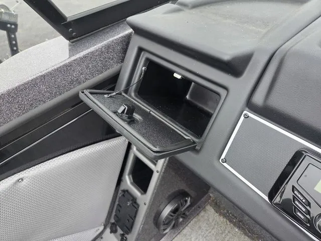 Slide: The Image of Ranger VX1788 WT 2023 - 11