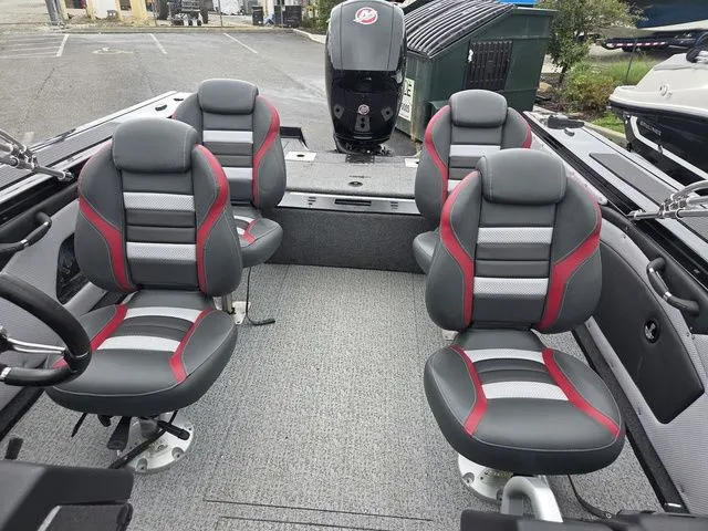 Slide: The Image of Ranger VX1788 WT 2023 - 9