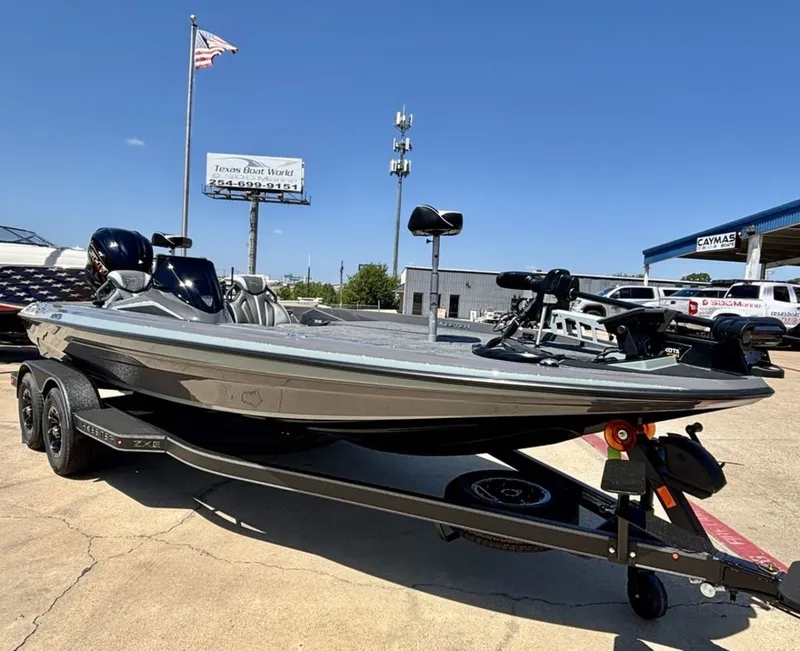 Slide: The Image of Skeeter ZXE20 2026 - 2