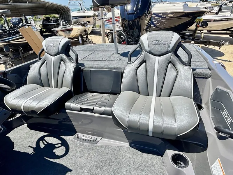 Slide: The Image of Skeeter ZXE20 2026 - 6