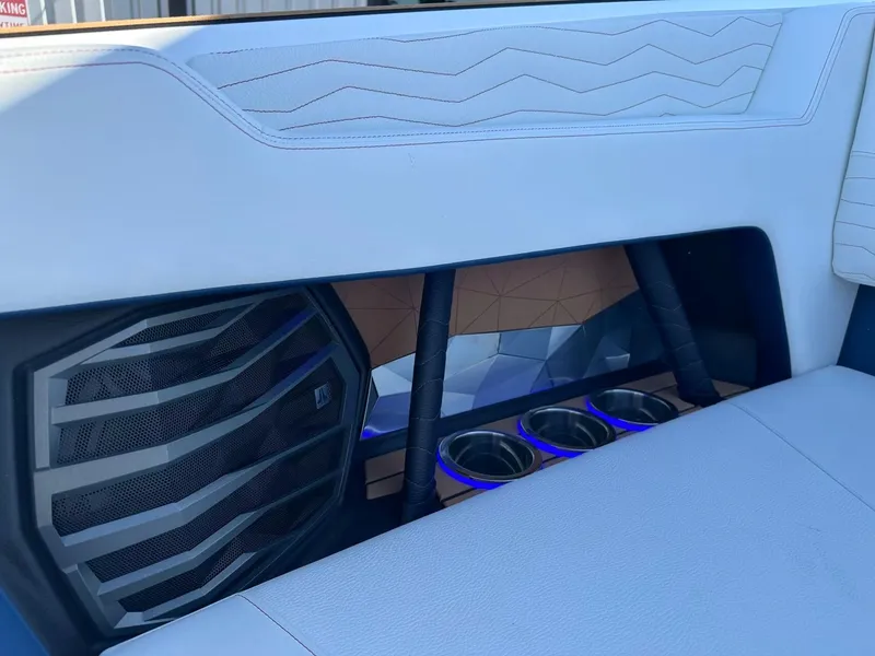 Slide: The Image of Nautique G23 2026 - 13