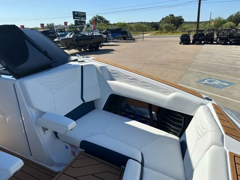 Slide: The Image of Nautique G23 2026 - 14