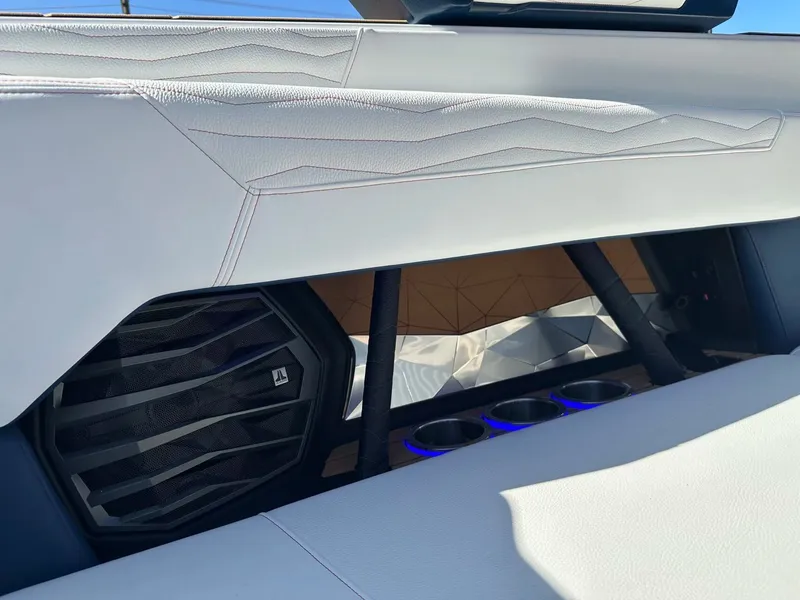 Slide: The Image of Nautique G23 2026 - 19