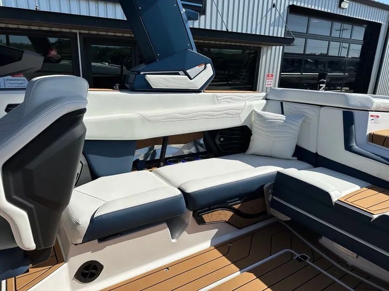 Slide: The Image of Nautique G23 2026 - 22