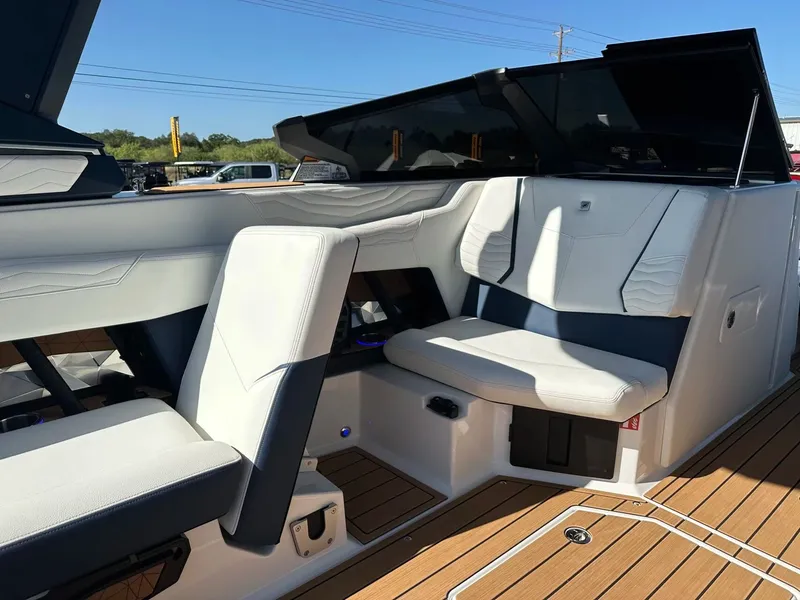 Slide: The Image of Nautique G23 2026 - 27