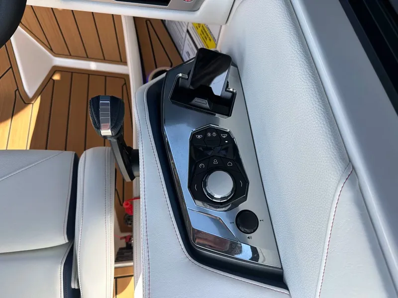 Slide: The Image of Nautique G23 2026 - 36