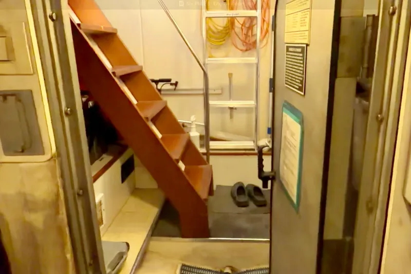 Slide: The Image of Engine room of 2000 Pacific Mariner 65 Motoryacht with Naiad Marine Systems equipment. - 49