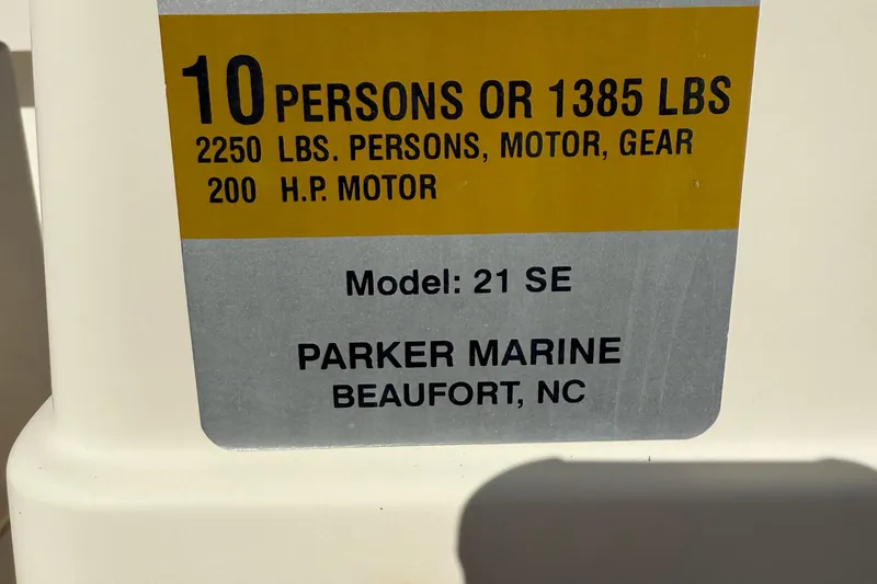 Slide: The Image of Capacity label on Parker Marine 21 SE boat, Beaufort, NC, 2005 model. - 17