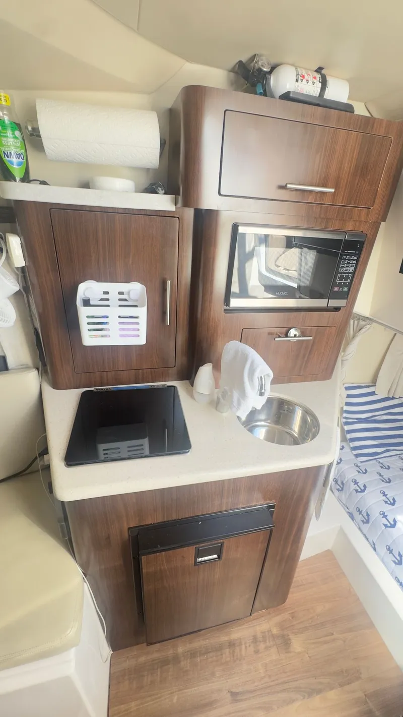 Slide: The Image of Regal 28 Express 2019 - 9